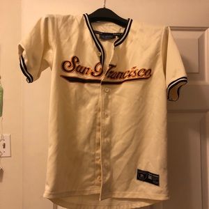 Gently used SF giants jersey